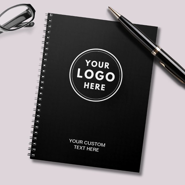 Enkel svart logotyp professionell  anteckningsbok (Simple Logo Notebook in classic black. Add your own logo & custom text. Small business merchandise.)