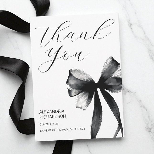 Enkel svart och vit Coquette-båge-examen Tack Kort (Simple Black and White Coquette Bow Graduation Thank You Card)