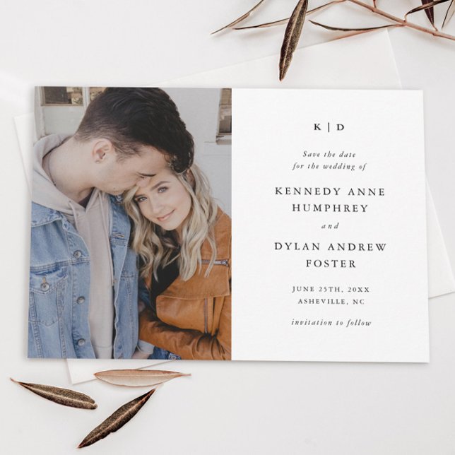 Enkel svart och vit elegant foto bröllop  spara datumet (Simple black and white typography monogram photo wedding save the date.)