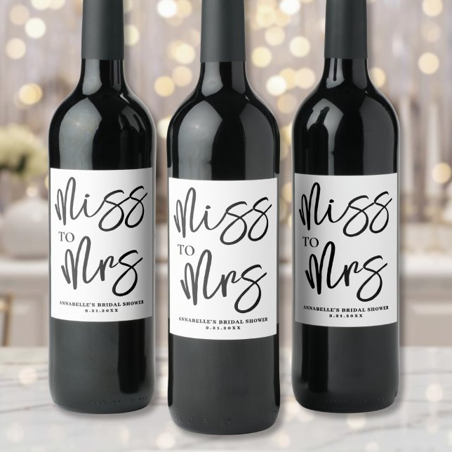 Enkel Svart Vit Bröllopsdusch för Bruden Script Vinflaska Etikett (Simple Black White Script Bridal Shower Wine Label )