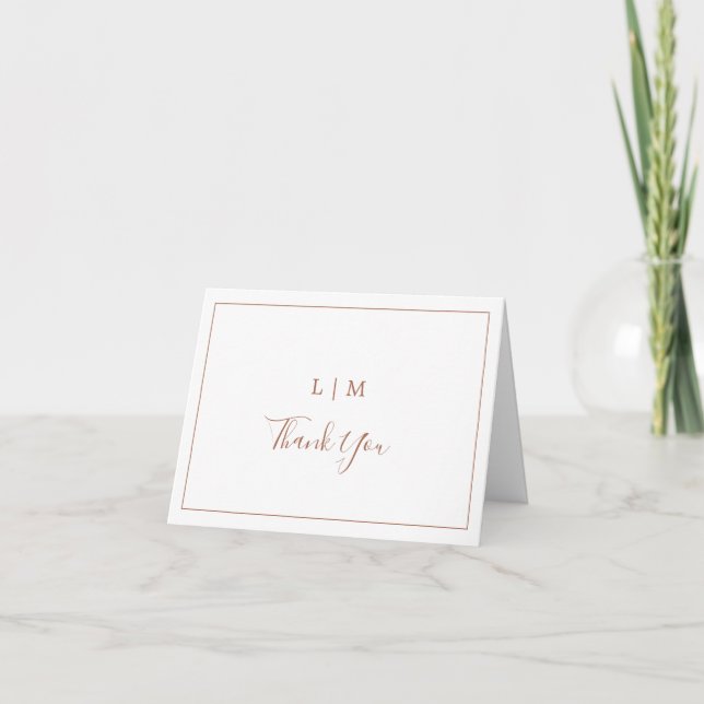 Enkel Terrakotta Monogram Elegant Bröllop Tack Kort (Framsida)