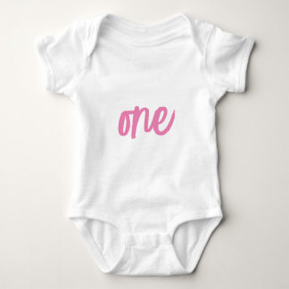 Enkel text ”One” T Shirt