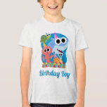 Enkel toppen | Finny the Shark Confetti Birthday T Shirt<br><div class="desc">Ta med dig roligt och glädje till nästa firande med anpassade som innehåller Finny, Shark och Pals från Toppen Simple Sång! Perfekt för barn' party, dessa fräcka konstruktioner är fullt av konfetti och ljusa färger, skapar varje gång mer festliga. Oavsett om du skickar ut inbjudningar, dekorerar med banderoller eller delar...</div>