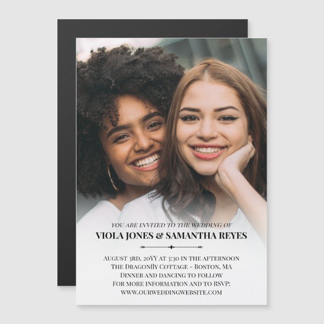 Enkel typografi Big Photo Bröllop Magnetisk Inbjudningskort (Fram/baksida)