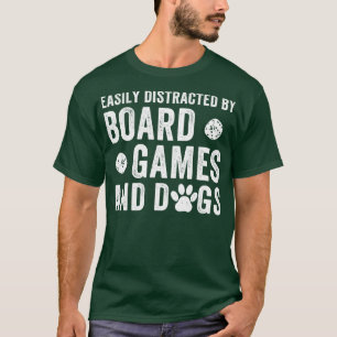 Enkel uppdelad av Board Games och Hundar Funny Ga T Shirt