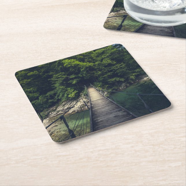 Enkel upphängningsbro över floden Idrijca, Slove Underlägg Papper Kvadrat (Vinklad)