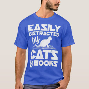 Enkel utspridd av katter och böckerCat och Bok Lo T Shirt