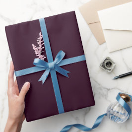 Enkel vinpurpur färgnyans ton presentpapper