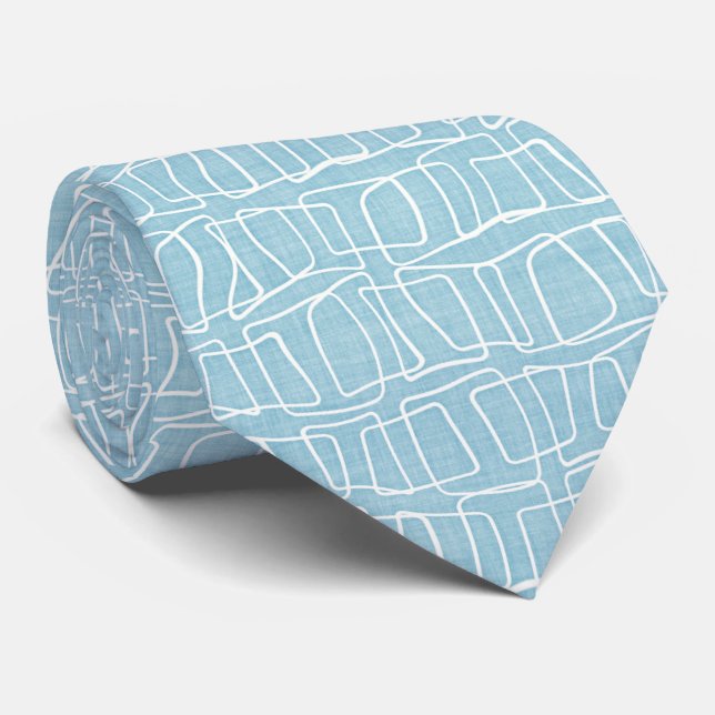 Enkel vit surrealistisk doodle-mönster på ljusblå slips (Rullad)