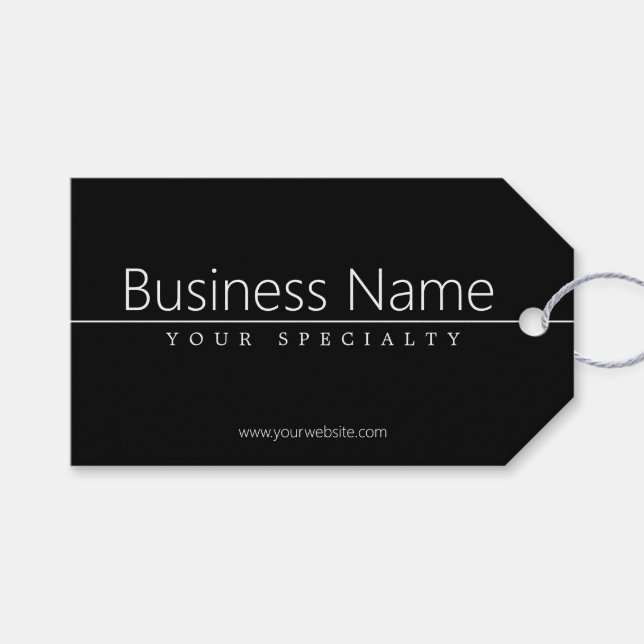 Enkel, vit text i klass på svart presentetikett (Framsidan (Horisontell))