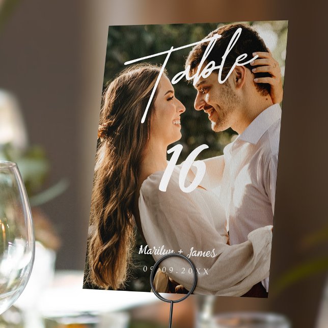 Enkelhet i eleganten: Modern Minimal Photo Bröllop Bordsnummer (Skapare uppladdad)