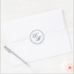 Enkelt blå och vit engul försegling med monogram runt klistermärke<br><div class="desc">Enkelt blå och vit engul bröllop-klistermärke</div>
