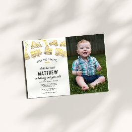 Enkelt byggande av foto från Lastbil första födels Inbjudningar