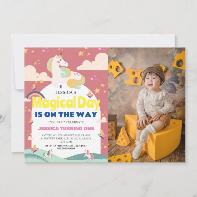 Enkelt cute Girl Photo Unicorn First Birthday Baby Inbjudningar (Framsida)