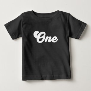 Enkelt en tredjedel - minimalt, fetstilt, tidslöst t shirt