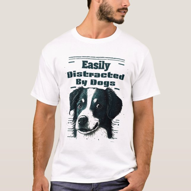 Enkelt fördelad av Hundar T Shirt (Framsida)