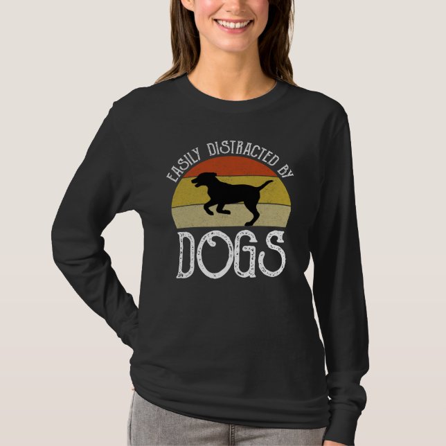 Enkelt fördelad av Hundar T Shirt (Framsida)