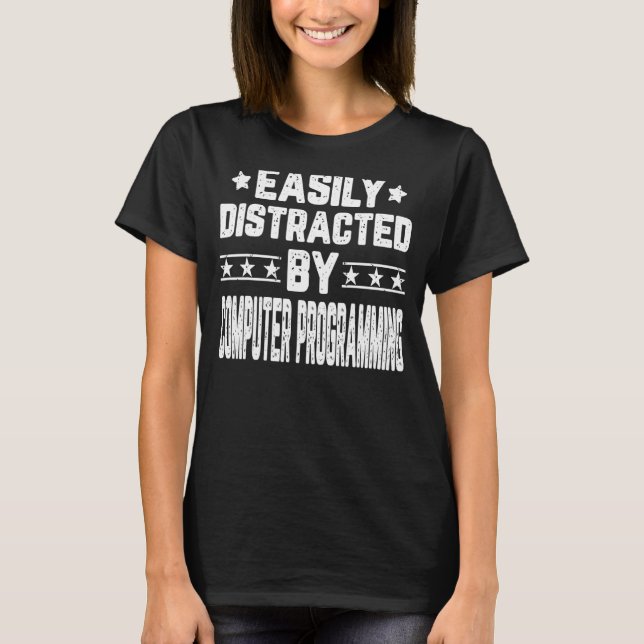 Enkelt fördelat på datorprogram t shirt (Framsida)