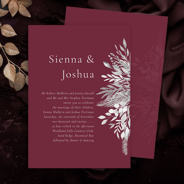 Enkelt formellt Burgundy Grått botaniskt Bröllop Inbjudningar (Wedding Invitation in burgundy and grey from the Foliage Duet Collection by Darling & May)
