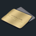 Enkelt, glansigt faux guld-design laptop fodral<br><div class="desc">Elegant Faux guld-bakgrund accentuerad med glansig guld rand. Valfritt monogram.</div>
