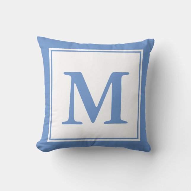 Enkelt kornrosblått och vitt monogrammat kudde (Framsida)