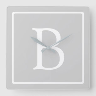Enkelt lätt Grått Monogram Fyrkantig Klocka