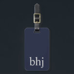 Enkelt marint blått första monogram bagagebricka<br><div class="desc">Anpassadets bagagemärkesdesign med enkel elegant</div>