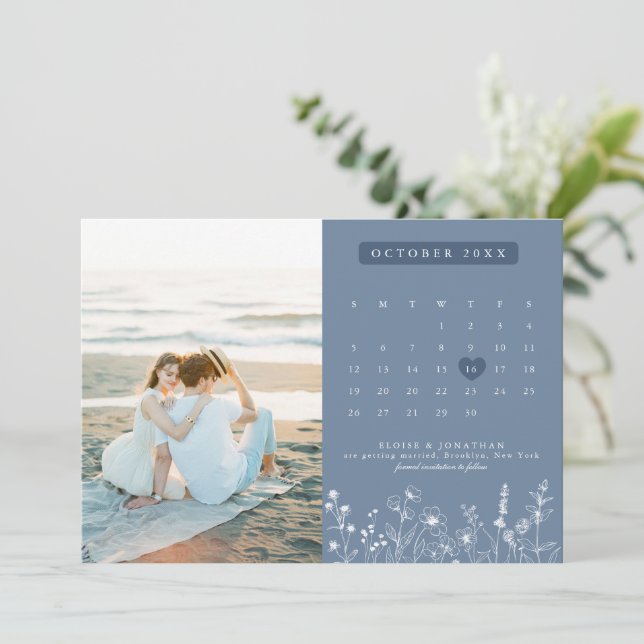 Enkelt minimalistiskt Periwinkle Wildblomfoto Spara Datumet (Stående Fram)