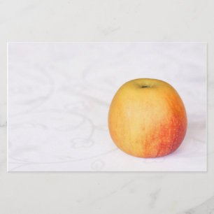 Enkelt moget äpple flygblad