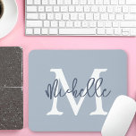 Enkelt Monogram Namn Initial Script Dusty Blue Musmatta<br><div class="desc">Enkelt Monogram Namn Initial Script Dusty Blue. Enkel att anpassa.</div>
