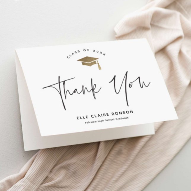 Enkelt skript, svart och vitt foto Studenten Tack Kort (Modern Script Gold Graduation Cap Photo Thank You Card.)