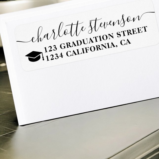 Enkelt svartvitt skript som skickar studenten returadress etikett (Simple Black white script mailing graduation Label)