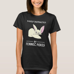 Enkelt uppdelat av Fennec Foxes Funny Fox Distra T Shirt