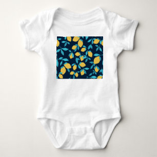 Enkla citrusfrukter: citroner på blå. t shirt