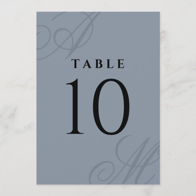 Enkla Dusty Blue Elegant Monogram-Bordsnummer (Framsida)