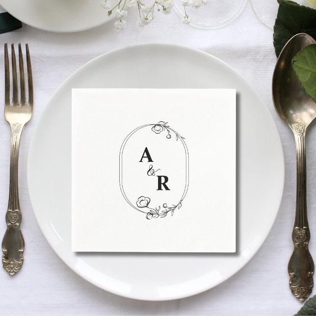 Enkla Eleganta Parinitialer Bröllop Pappersservett (Simple elegant couple initials wedding napkins add timeless refined charm to wedding receptions.)