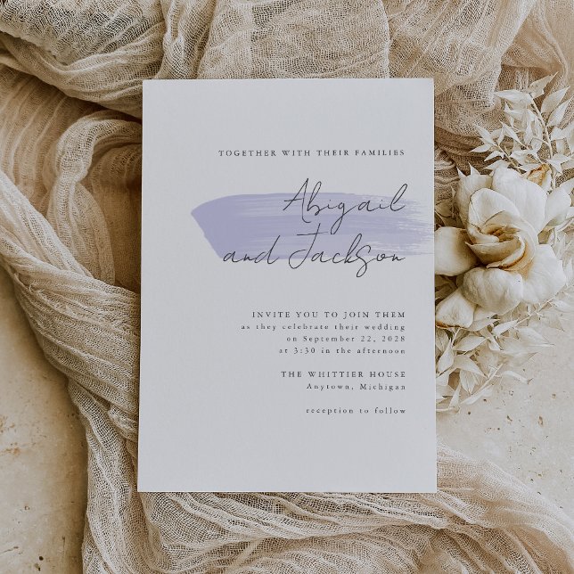 Enkla, moderna, Lilac-penseldrag Bröllop Inbjudningar (A simple, modern invitation for a wedding with a lilac or lavender color palette.)
