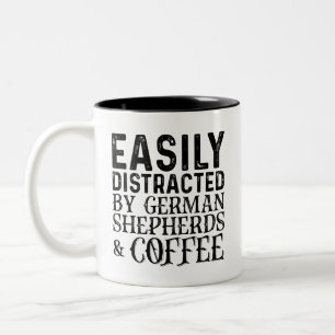 Enklare utspridd av tyska får och kaffe Två-Tonad mugg