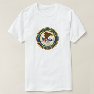 - Enligt konstitutionen står ingen över lagen. T Shirt