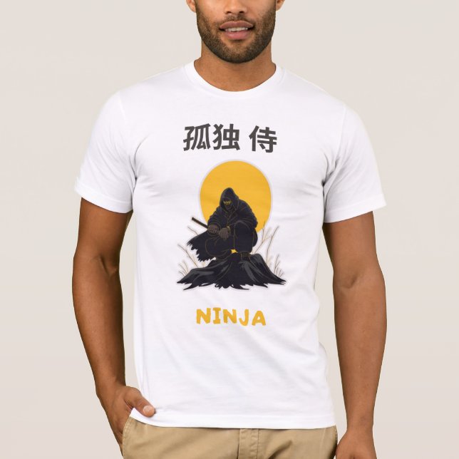 Ensamma Ninja Samuraj Konst Design T Shirt (Framsida)