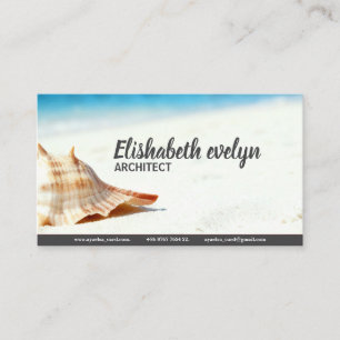 Ensamma snigelhus på orörd strand visitkort
