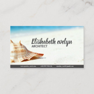 Ensamma snigelhus på orörd strand visitkort