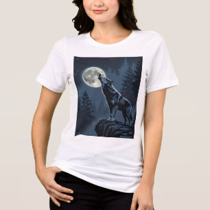 Ensamma vargens ylande mot månen Natt Skog Konst T Shirt