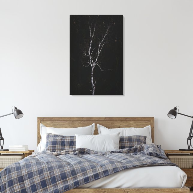 Ensamt vitt träd canvastryck (Insitu (sovrum))