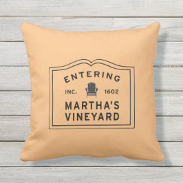 Entering Martha's Vineyard Massachusetts Kudde
