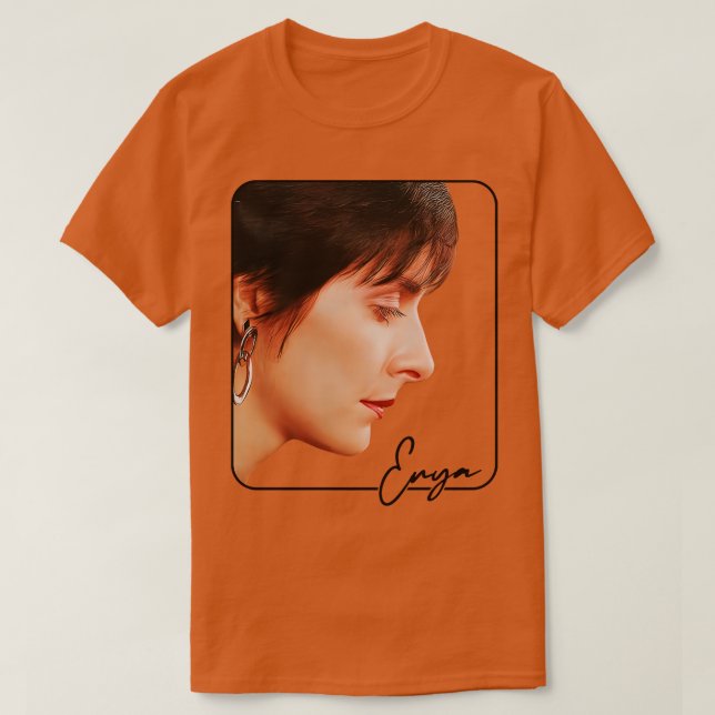 Enya 80-talet Aesthetic T Shirt (Design framsida)