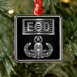 EOD JULGRANSPRYDNAD METALL