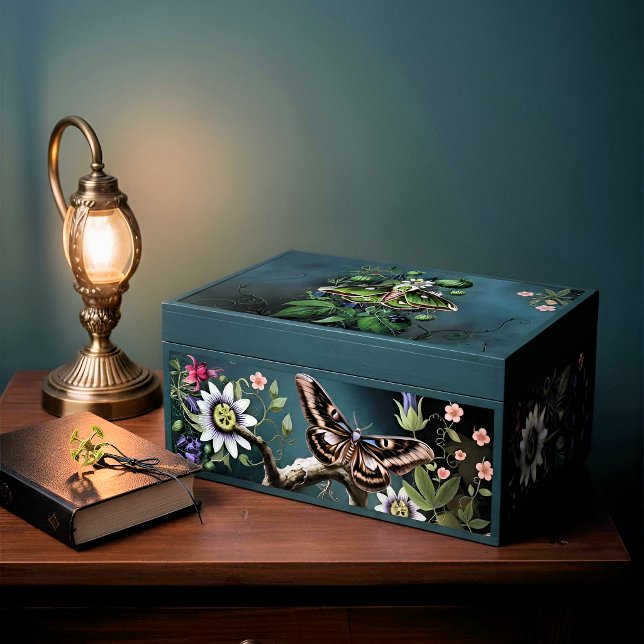 Ephemera Sheet - Woodland Moth (Skapare uppladdad)