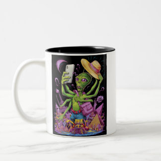 Epic Earth Selfie Två-Tonad Mugg