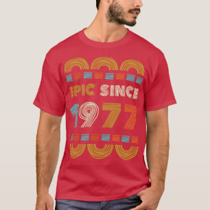 Epic sedan 1977 födelsedag Gift-familjen BbayGift T Shirt